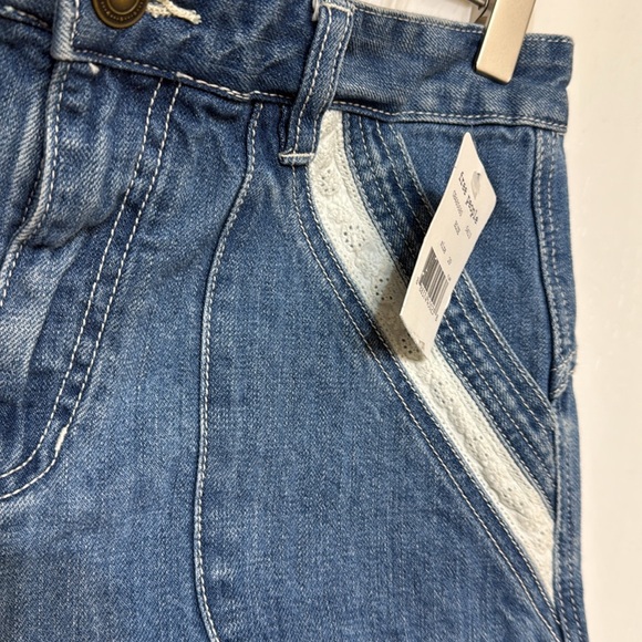 Free people 🌹🌹🌹Blue Denim Women's Shorts - Picture 11 of 14